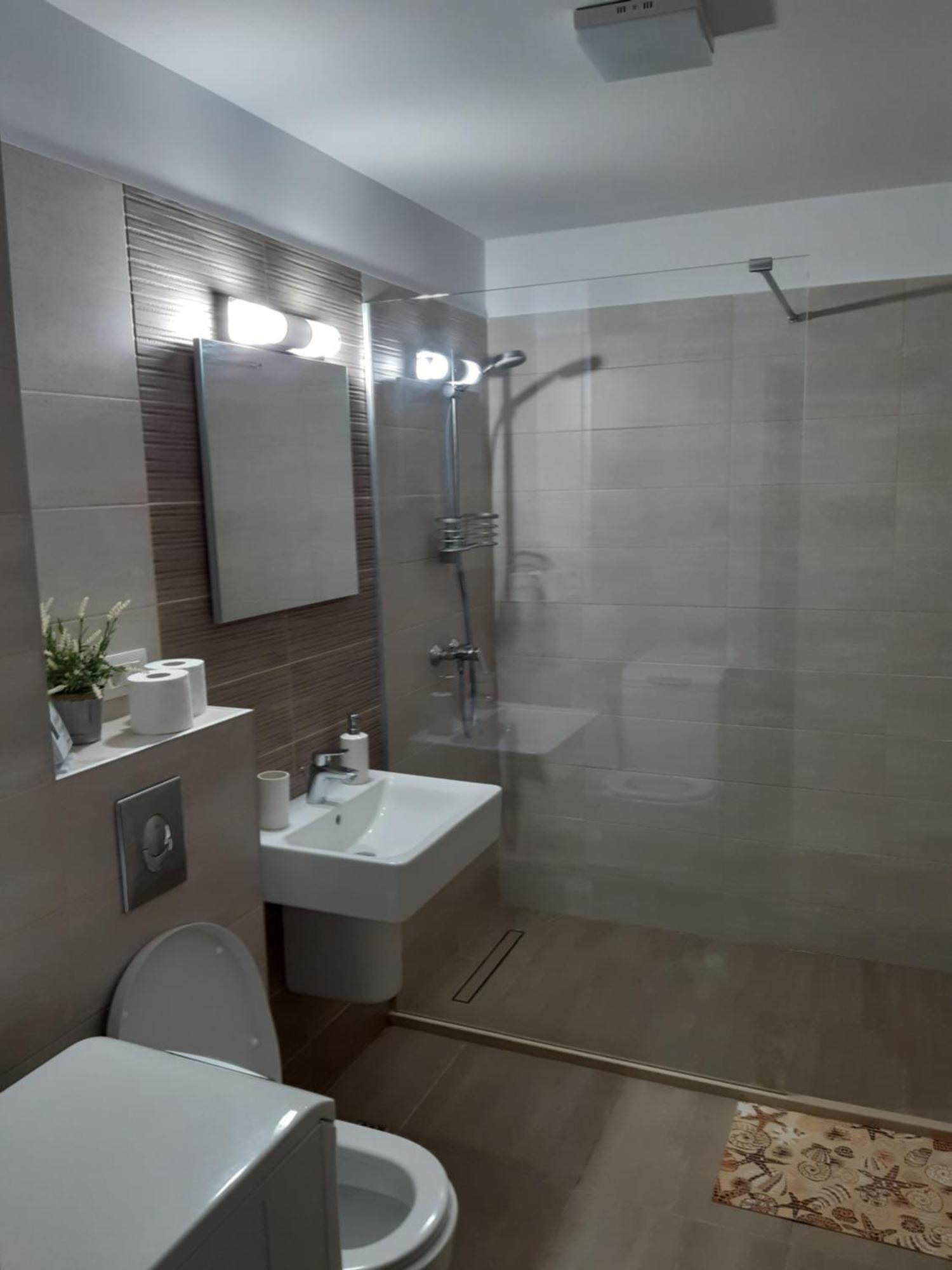Apartament Marcel - Coresi Mall Braşov Esterno foto